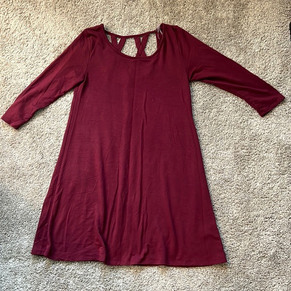 Francesca’s dress - Picture 1 of 3